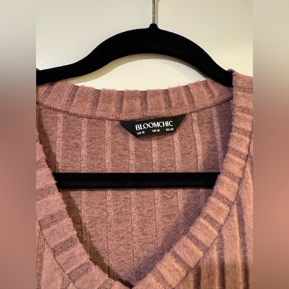 Bloom Chic NWOT mauve knit and mixed media Women's Top size 12/large - Picture 2 of 4